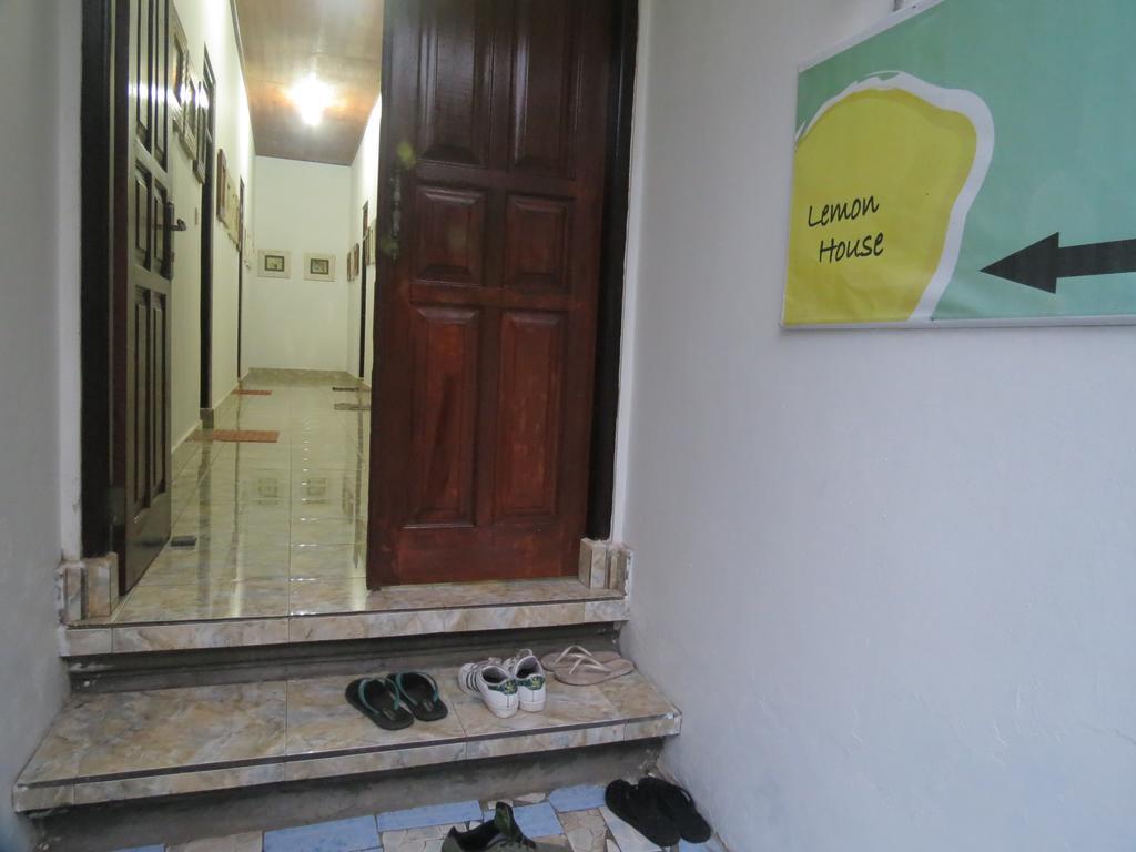 הוסטל פדנגבאי Lemon House מראה חיצוני תמונה